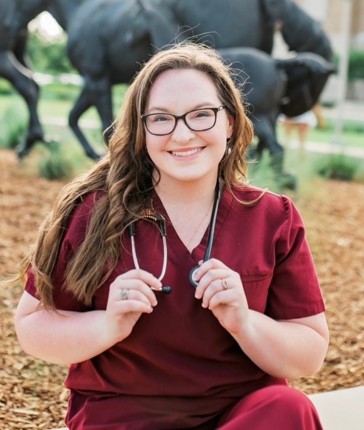 Dr. Caroline Knight
